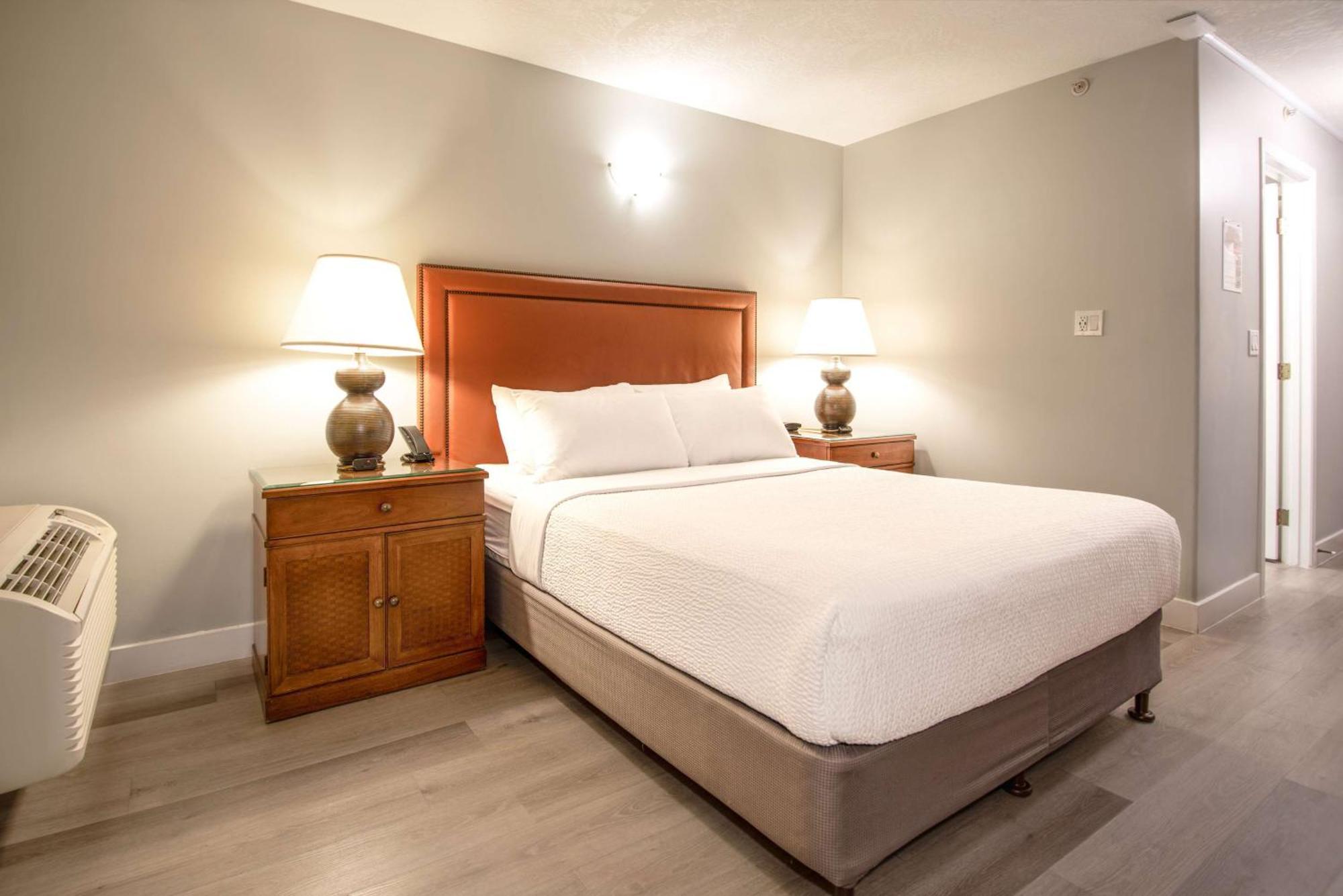 Coast Parksville Hotel Bagian luar foto
