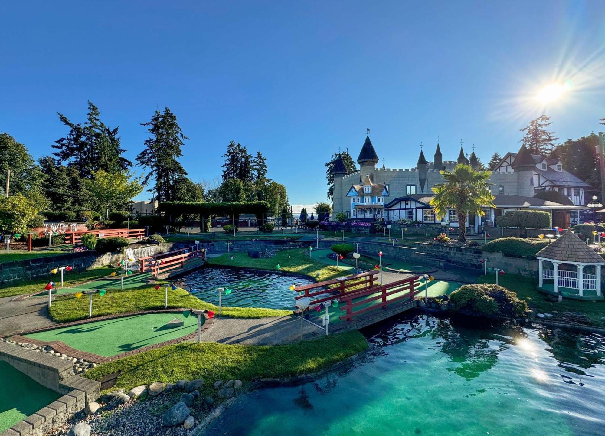 Coast Parksville Hotel Bagian luar foto