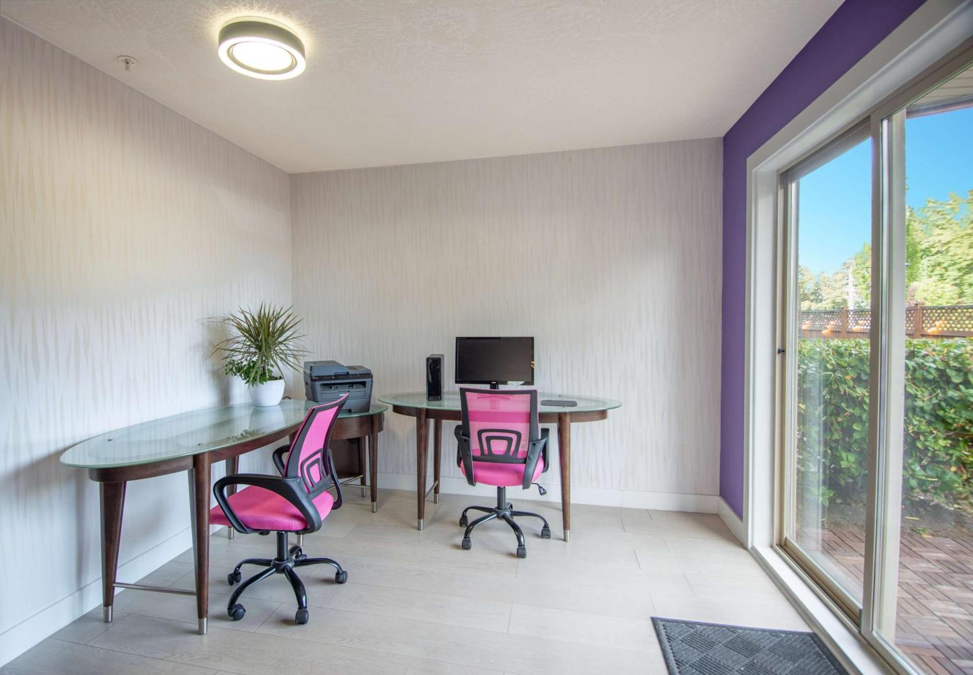 Coast Parksville Hotel Bagian luar foto