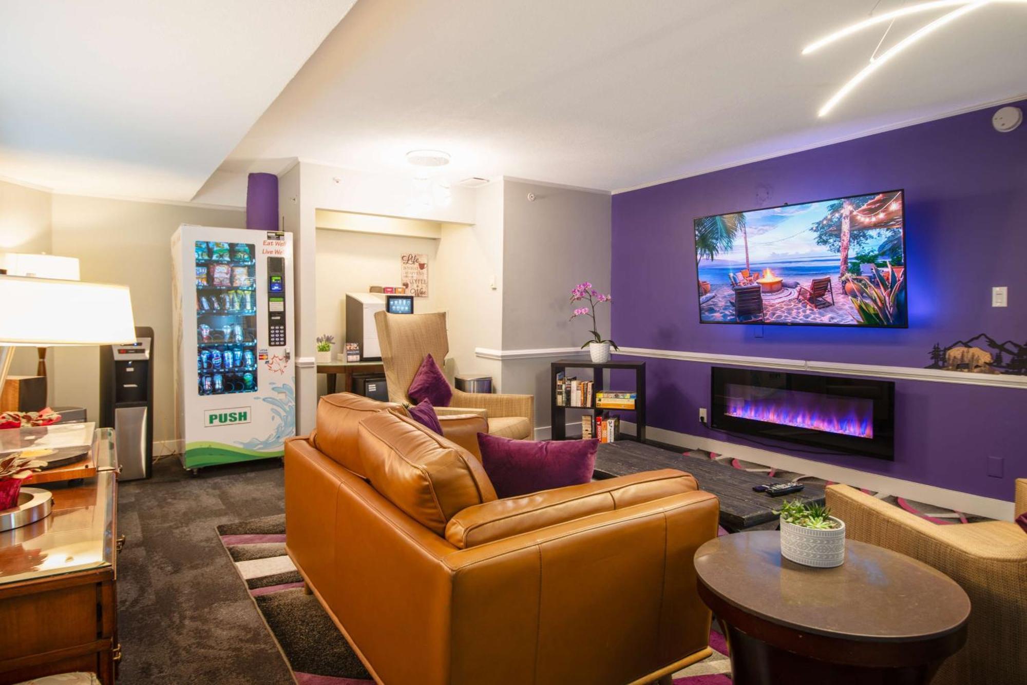 Coast Parksville Hotel Bagian luar foto