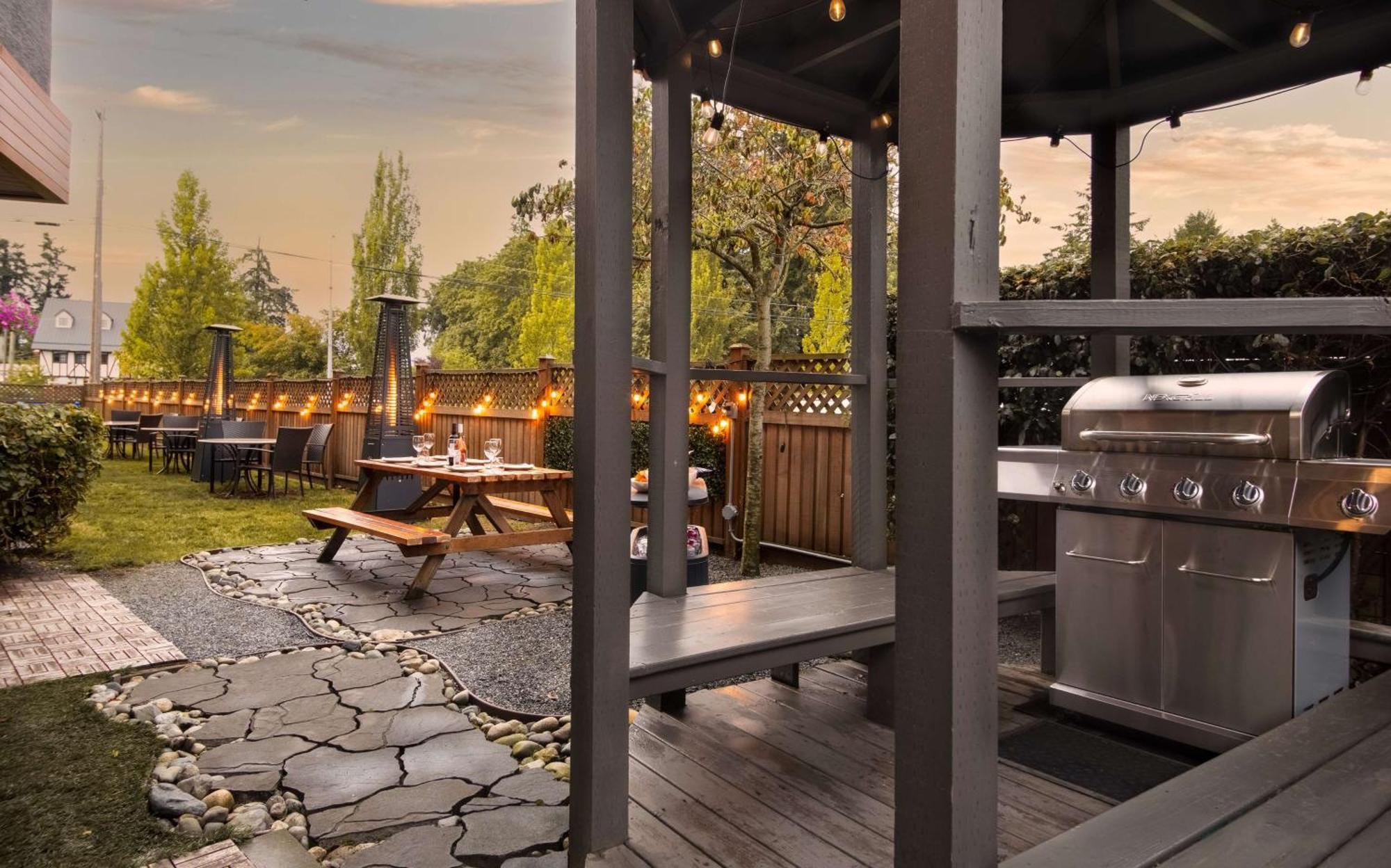 Coast Parksville Hotel Bagian luar foto