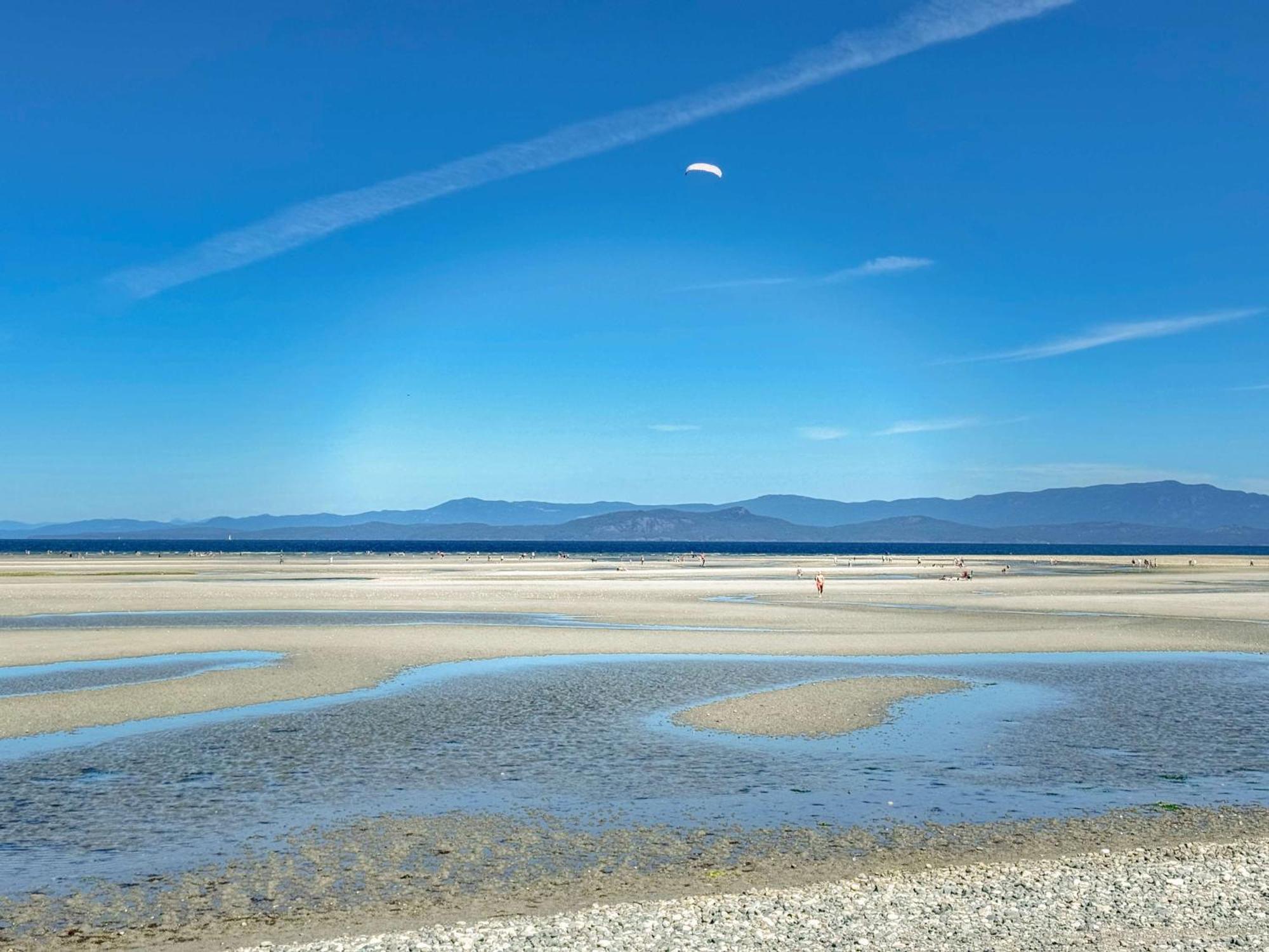 Coast Parksville Hotel Bagian luar foto