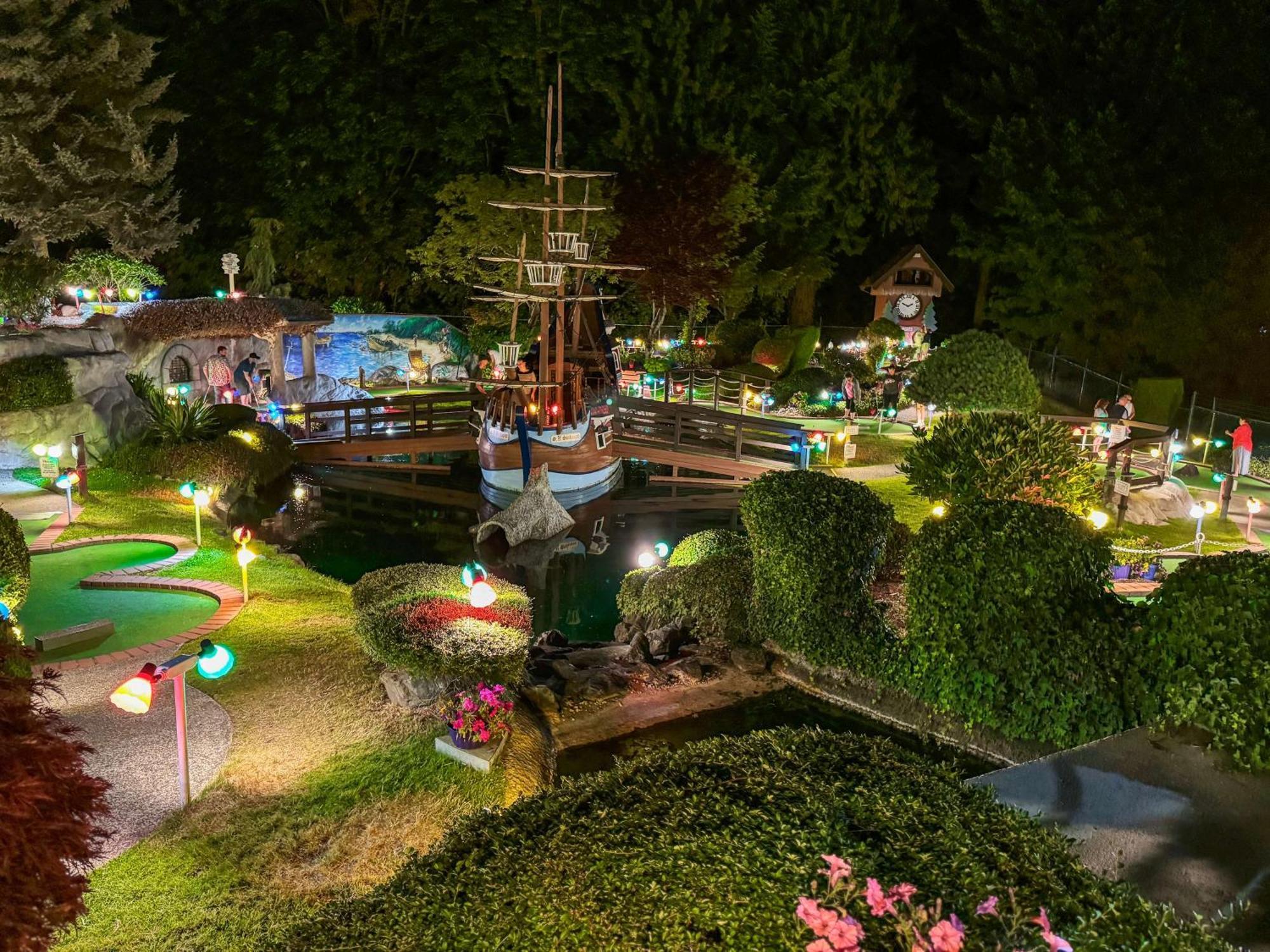 Coast Parksville Hotel Bagian luar foto