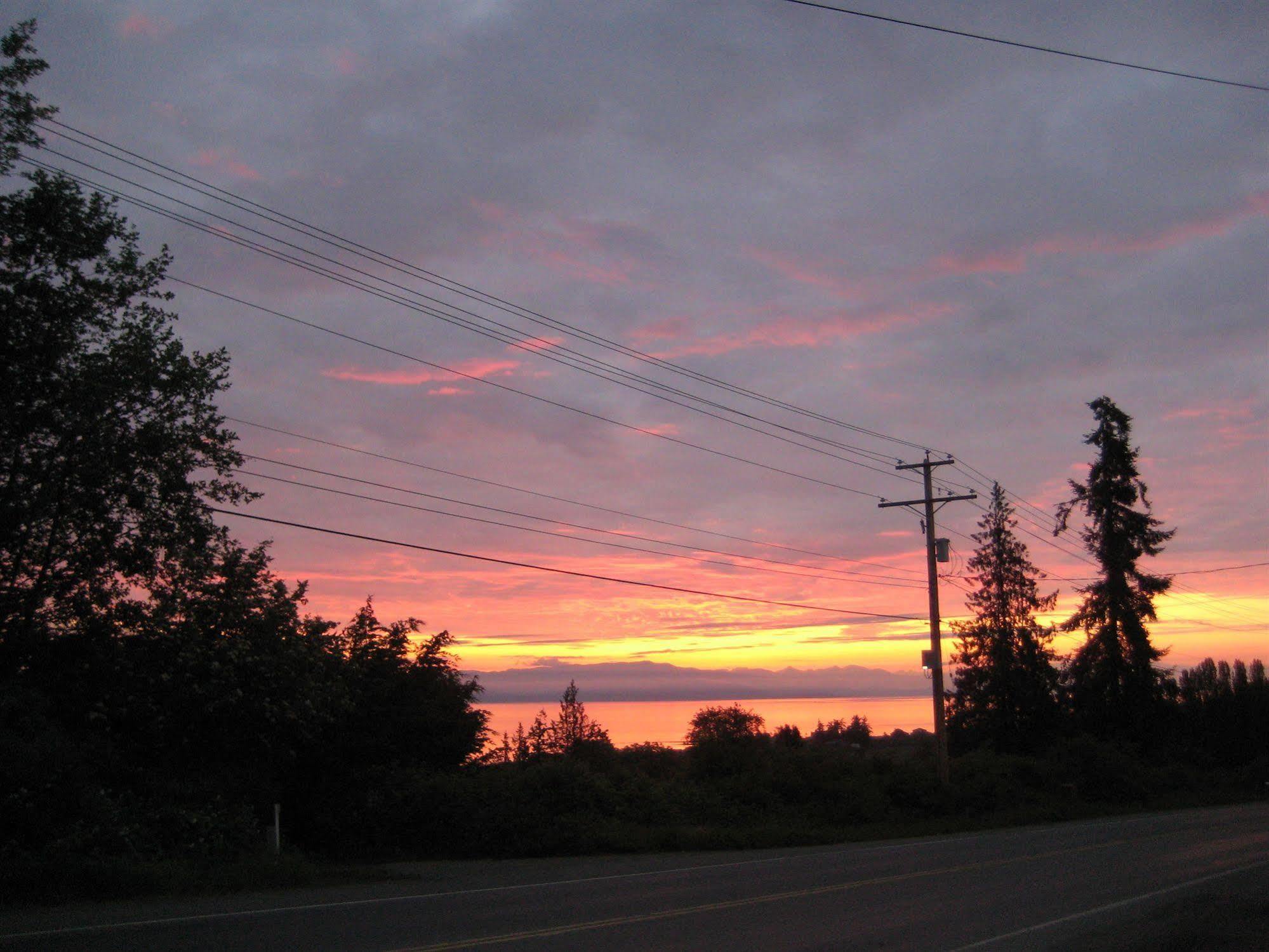 Coast Parksville Hotel Bagian luar foto